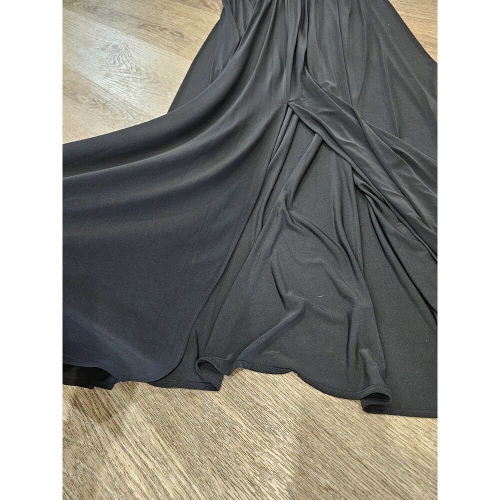 R&M Richard Gown Long Dress Black Sequin Midriff Bare Shoulders Front Slit Sz 8 - Picture 8 of 8